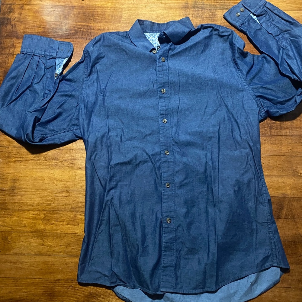 Bar III Blue collared button down men’s size M